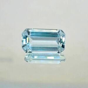 Huge 10.59 Carat Eye Clean Aquamarine!